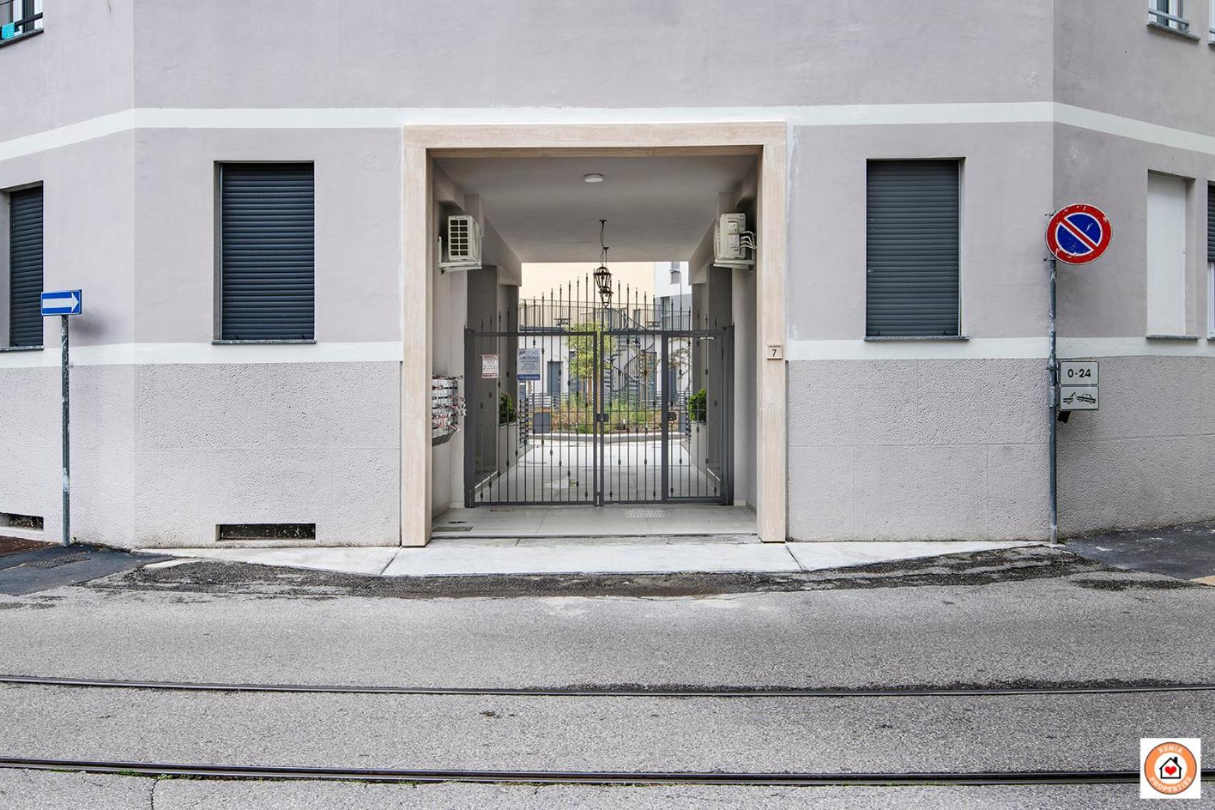 Borgo Milanese - Bocconi 15 Minuti Apartment Exterior photo